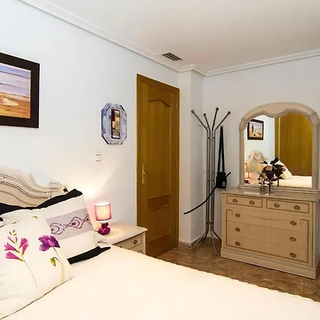 Yovalutres Apartamento Torrevieja